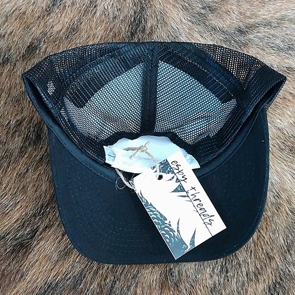 Custom Brooklyn Nets Snapback Trucker Hat - Picture 2 of 2